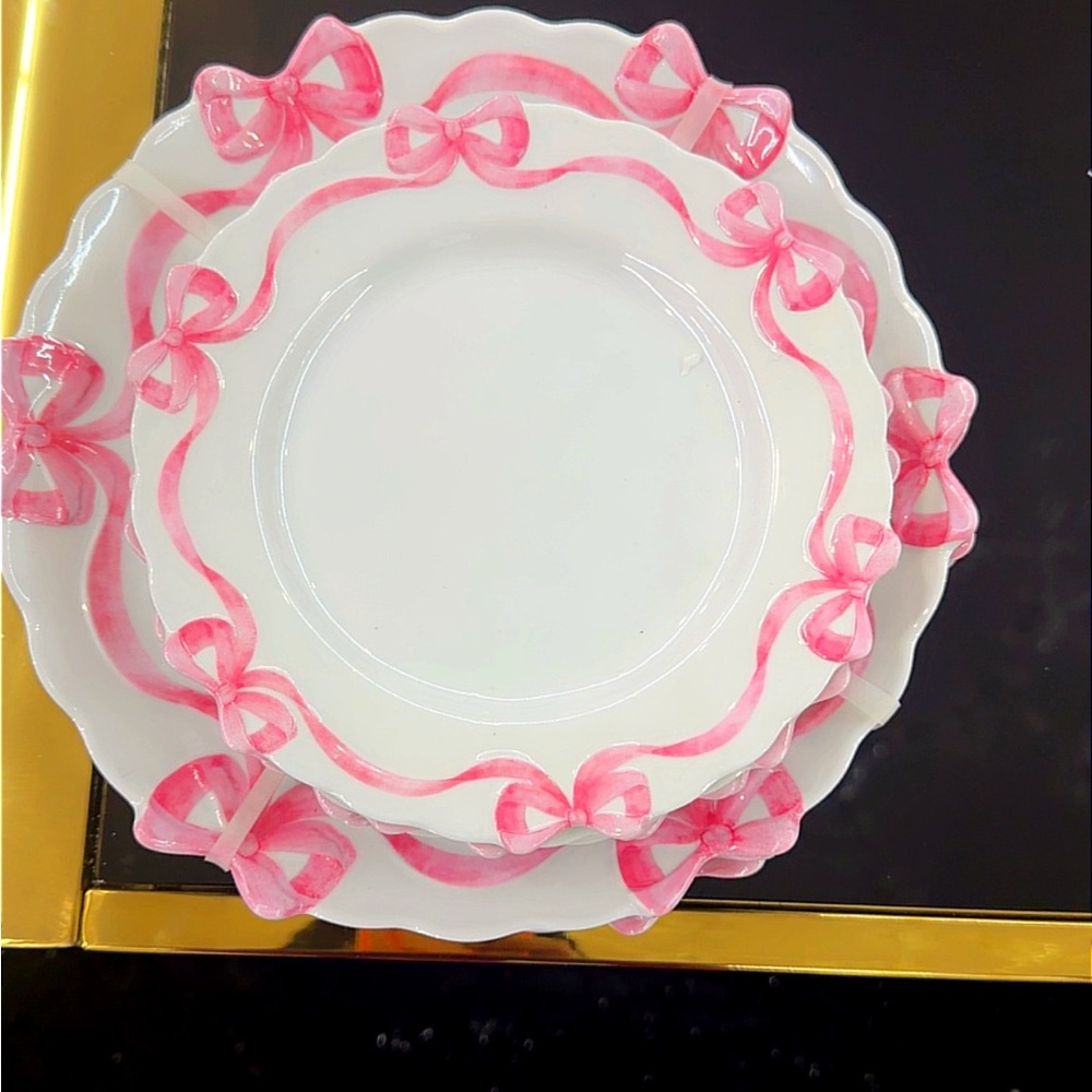 8 White Ceramic Plate Set with Pink Bow Trim